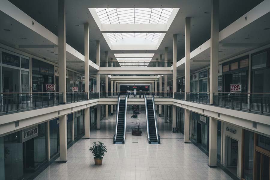 Maleje ruch i ubywa klientów w galeriach handlowych